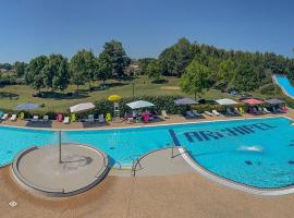 Viesnīca Camping Onlycamp le Champ d'été pilsētā Reyssouze
