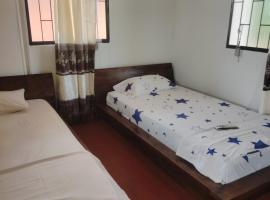 Casa hotel María g, hotel em San Juan de Arama