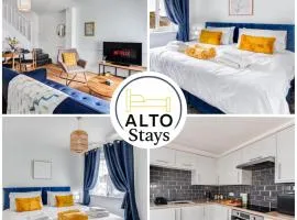 Spacious Bedford House Sleeps 5 Superfast WiFi Free Parking