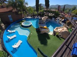 Complejo Los Cipreses, hotel a Villa Carlos Paz