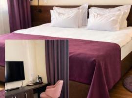 Santa Villa & restaurant, hótel í Sremska Mitrovica