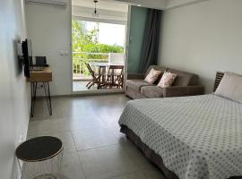 Magnifique studio vue sur mer โรงแรมในลา ทรินิเต