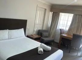 The Aston Motel Tamworth