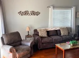 Penthouse suite at Holiday Hills Book today