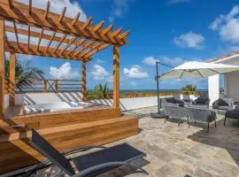 Private Rooftop Penthouse Near Coson Beach Jacuzzi and BBQ