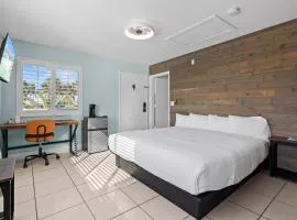 Oceanfront Inn Room #2 - Standard Room King Bed