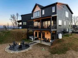 Luxe Mountain Lodge with Indoor Pool, Views, Fire Pit