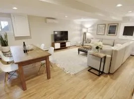 Top of the Town with Parking - 1 Bedroom