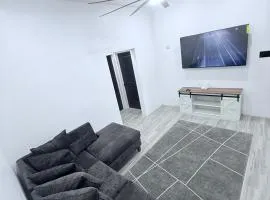 Caribbean modern retreat