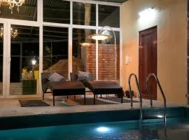 Deodar I Luxury Tent Retreat in Majkhali w Heated Pool