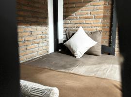 The Padi Ijen Stay, отель в городе Giri