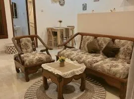 D'Wangsa Villas- Balinese House 2BR with POOL near Balangan Beach