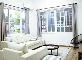 The Village Getaway- 2 Bedroom with luxury comfort and convenience, Hotel in Apia