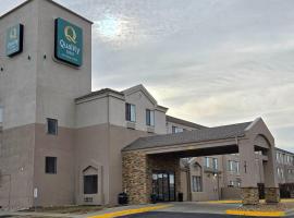 Quality Inn By Choice Hotels Kansas City International Airport, prenoći&scaron;te u gradu 'Kansas City'