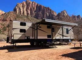 Papa Bear l Zion Camping with Delivery & Set-Up