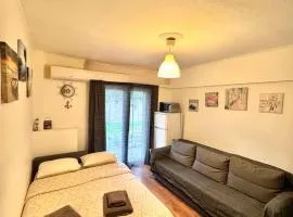 Athenian Riviera beach apartment