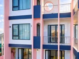 Pink Sea Villa