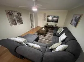 Wannanup Retreat - Spacious Home - Sleeps Up to 10 - Pet Friendly