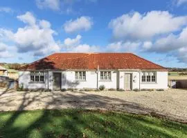 Dumbarnie East Cottage