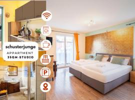SCHUSTERjunge Aparthotel I Zentral I Studio Apartments I K&uuml;che & Bad I Parkplatz, s&iacute;k&ouml;zpont Sasbachwaldenben