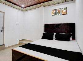 Hotel O Vinayak, hotel i Ghoghāpur