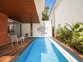 Cloud 7 by ELIVAAS Luxurious 4 BHK Villa with Pvt Pool, kotedžas mieste Anjuna