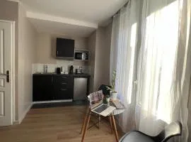 Studio Londres super cosy I rénové fin 2025 I parking gratuit