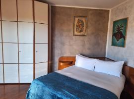 Villa Milos by Quokka 360 - Spacious Villa near Milan, Hotel in Senago