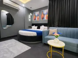 ACESTAYZ Gautam Nagar