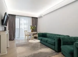 Cortina Urban Nest - Sleeps 4