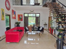 Honey Villa Goa, Hotel in Dodamarg