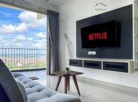 Sunset View 3BR Condo with Swimming Pool Free WiFi & Netflix near Lake Garden, hotel u gradu Taiping