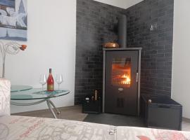 Ferienwohnung unter der Burg, hotel v destinaci Elmstein