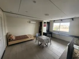 Bright & Cozy Studio in a Calm Family Neighborhood