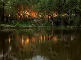 Nata에 위치한 호텔 Nata5 riverside