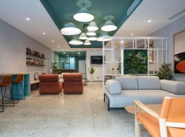 224 Boutique Hostel, hotel sa Sliema