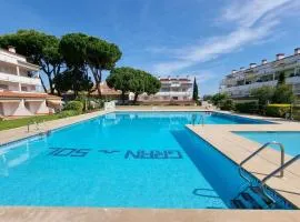 Apartamento de 3 habitaciones con terraza cerca de la playa - HISP-236-75