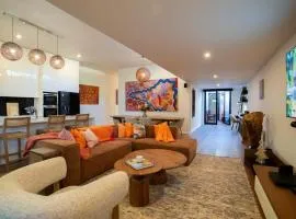 Sanctuary on Stanhope - Art & Modern Luxury