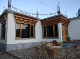 Mankhar Residence Hanle