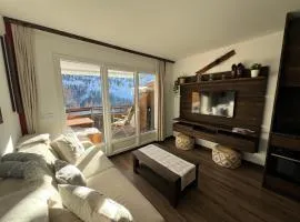 Luxueux appartement avec jacuzzi, pour 4 personnes, vue incroyable immense terrasse