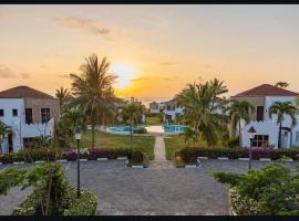 Zuri's Beachfront Bliss, With Beach Access, hôtel à Mtwapa