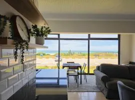 Modern Beachfront Apartment