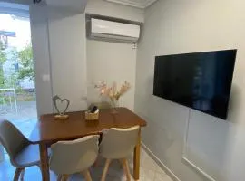 Mavrovouni House Παραλιακό διαμέρισμα με αυλή, πλήρως εξοπλισμένο