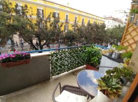 Domus Corso Umberto 18 B&B, готель у Пескарі