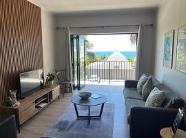 Modern Simons Town Apartment near beach and penguins, viešbutis mieste Saimons Taunas