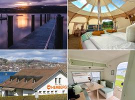 Strandbad Steckborn mit Herberge, Camping & Glamping, hotel em Steckborn