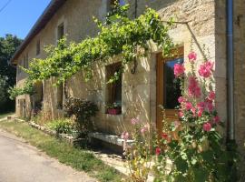 Le RepAire de La SalAmandre, hotel v mestu Ivrey