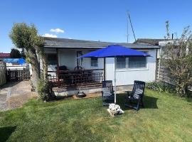 Chaletpark De Brekken B 44, hotel din Lemmer