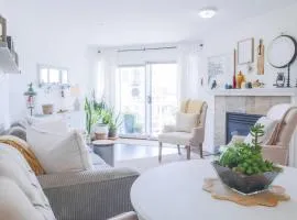 Lakefront Haven Mtn View Condo Steps from Beach
