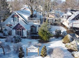 Google search "Gingerbread House Inn Wolfville" for reservations, ξενοδοχείο σε Wolfville